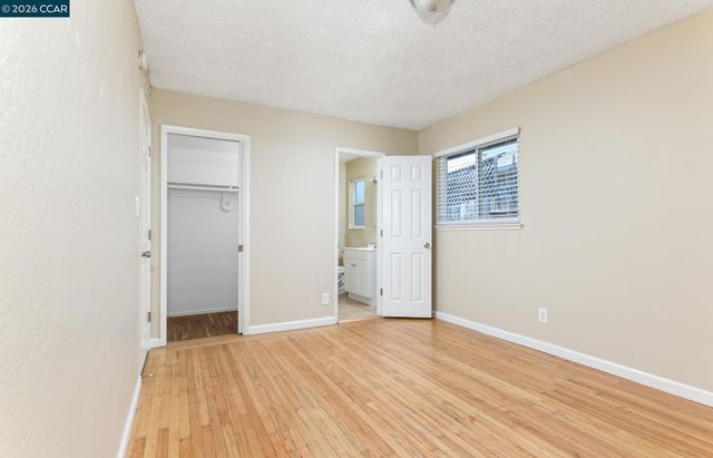 1967 Whitman Way, Sacramento, CA 95822