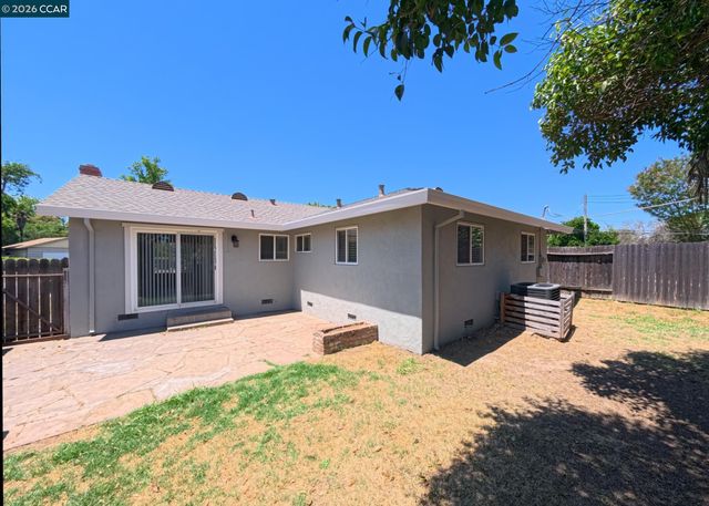 1967 Whitman Way, Sacramento, CA 95822