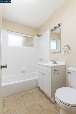 1967 Whitman Way, Sacramento, CA 95822