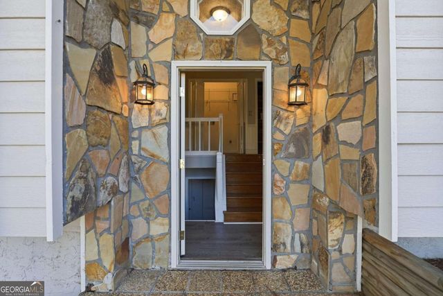 98 Pace Drive, Hiram, GA 30141