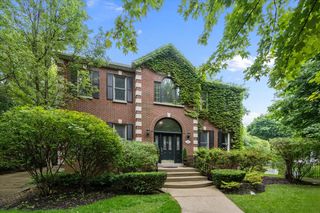 458 Naida Terrace, Highland Park, IL 60035