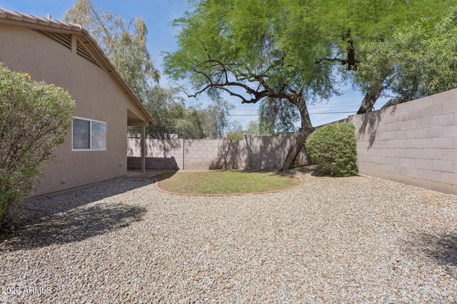 2008 E BLUEFIELD Avenue, Phoenix, AZ 85022