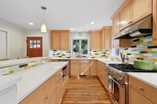 5913 Pillsbury Avenue S, Minneapolis, MN 55419