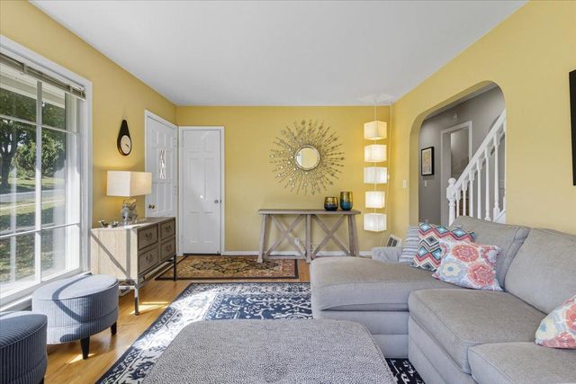 5913 Pillsbury Avenue S, Minneapolis, MN 55419