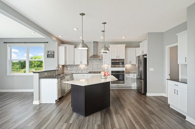 9597 Timber Terrace, Victoria, MN 55386