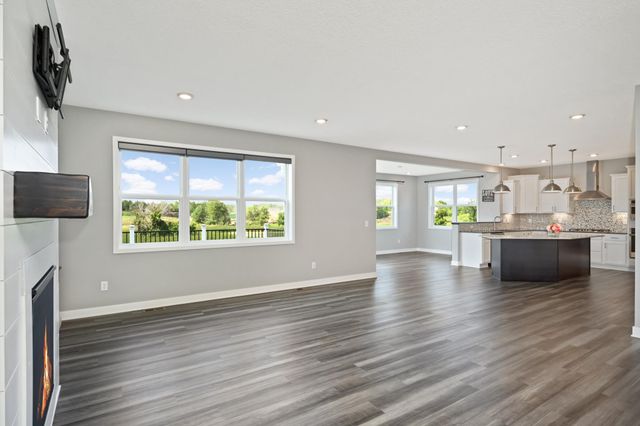 9597 Timber Terrace, Victoria, MN 55386