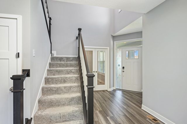9597 Timber Terrace, Victoria, MN 55386