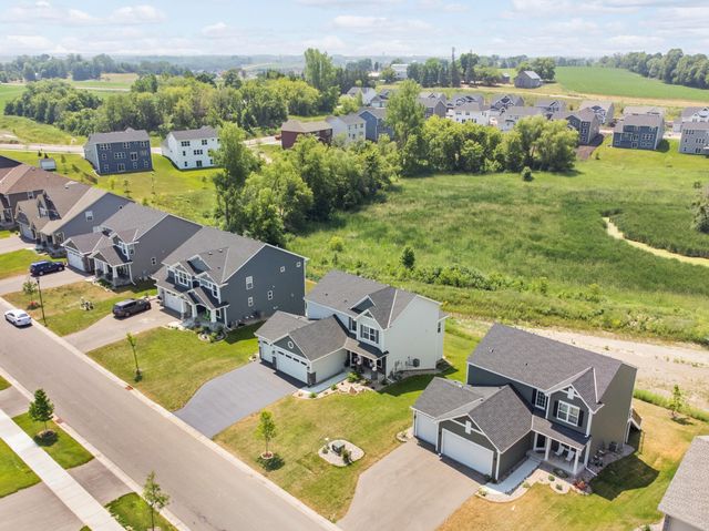 9597 Timber Terrace, Victoria, MN 55386