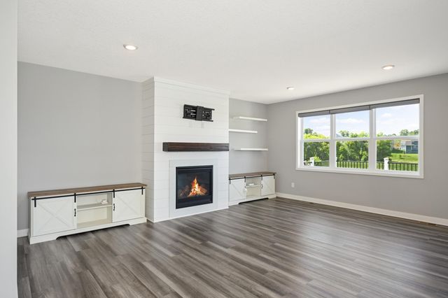9597 Timber Terrace, Victoria, MN 55386