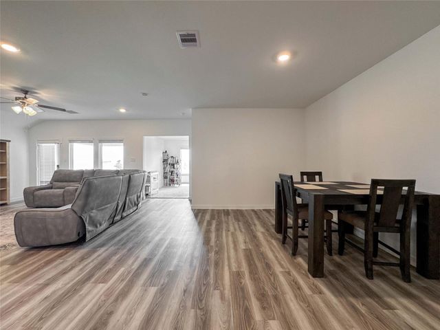 8706 Marlow Drive, Texas City, TX 77591