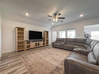 8706 Marlow Drive, Pearland, TX 77591