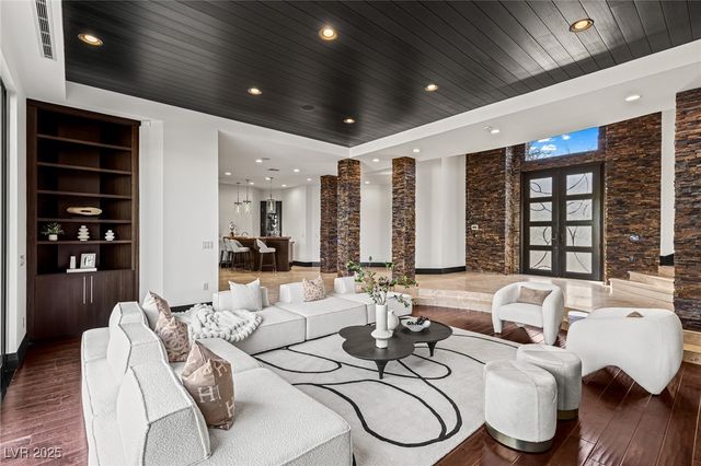 9501 Balatta Canyon Court, Las Vegas, NV 89144