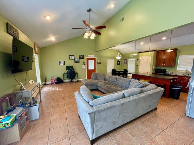 150 West 64th Street, Cut Off, LA 70345