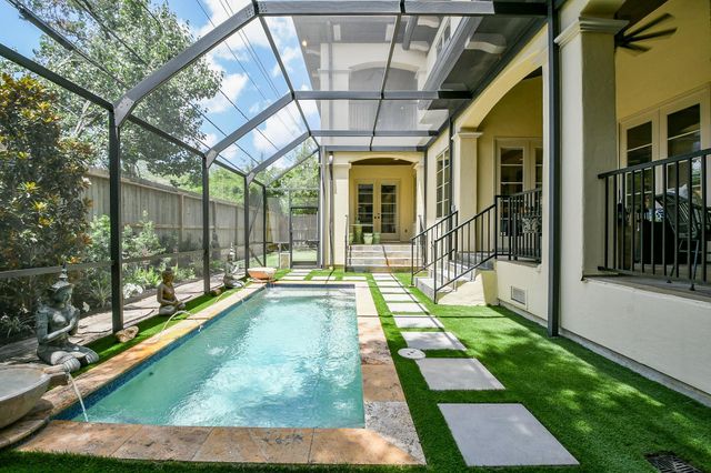 5303 Pocahontas Street, Bellaire, TX 77401