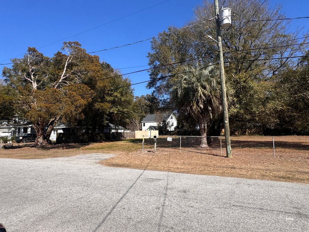 732 Kent, Mount Pleasant, SC 29464