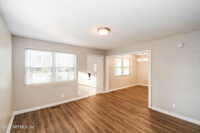 6418 BALLEJO Court N, Jacksonville, FL 32210