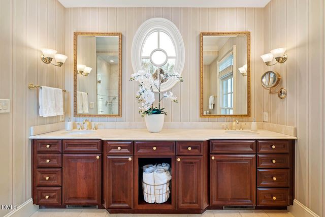 50131 Manly, Chapel Hill, NC 27517