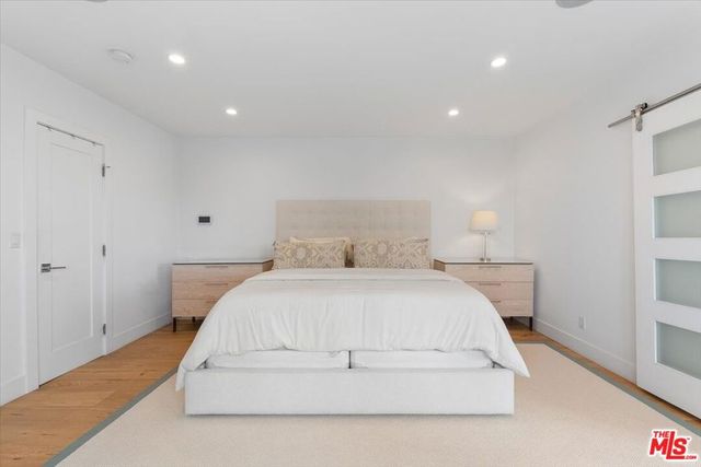 5528 Marburn Avenue, Los Angeles, CA 90043