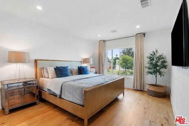 5528 Marburn Avenue, Los Angeles, CA 90043