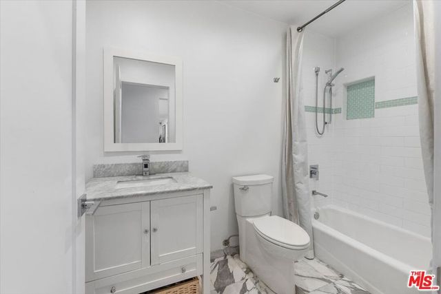 5528 Marburn Avenue, Los Angeles, CA 90043