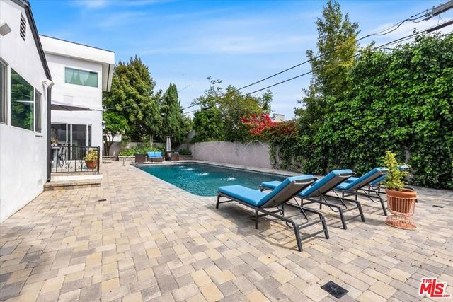 5528 Marburn Avenue, Los Angeles, CA 90043