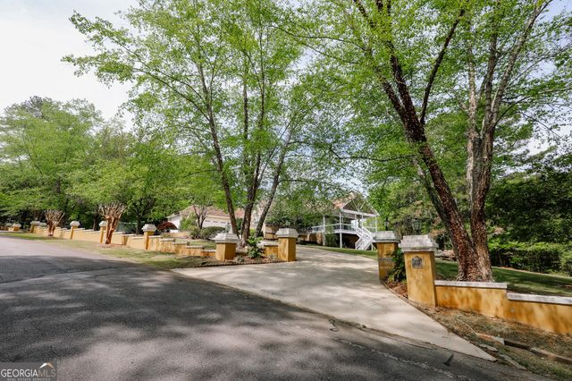 7404 Golfers Point, Villa Rica, GA 30180