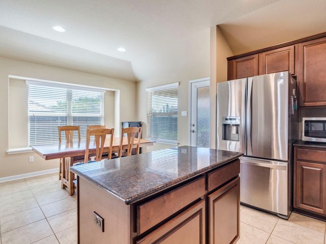 101 Beargrass DR, Kyle, TX 78640