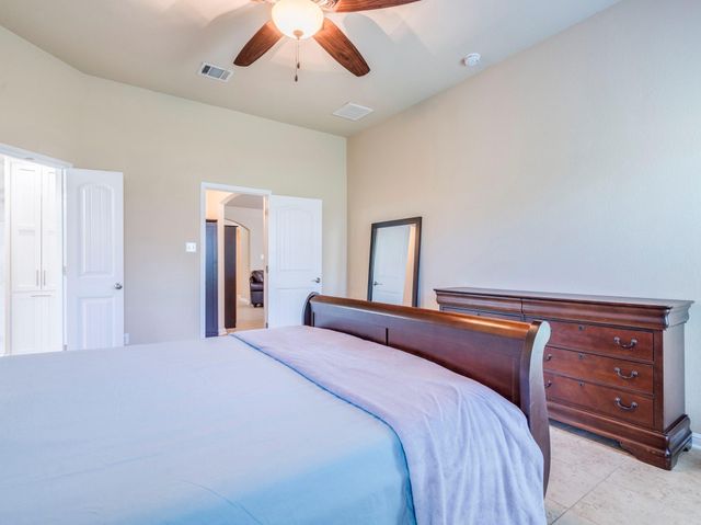 101 Beargrass DR, Kyle, TX 78640