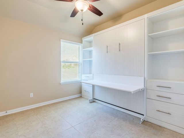101 Beargrass DR, Kyle, TX 78640