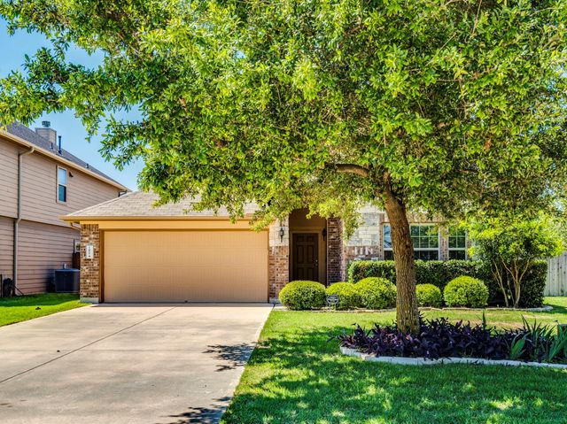 101 Beargrass DR, Kyle, TX 78640