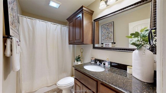 458 Chimney Hill Drive, College Station, TX 77840