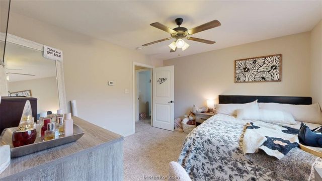 458 Chimney Hill Drive, College Station, TX 77840