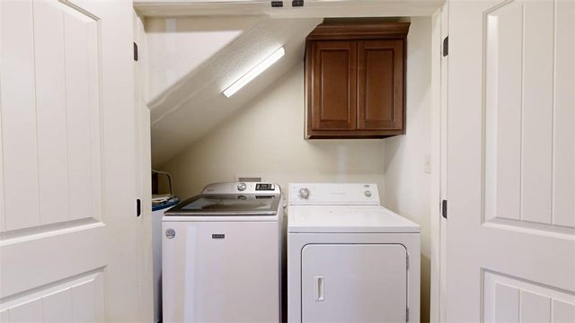 458 Chimney Hill Drive, College Station, TX 77840