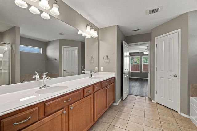 4521 Sheldon Trail, Fort Worth, TX 76244