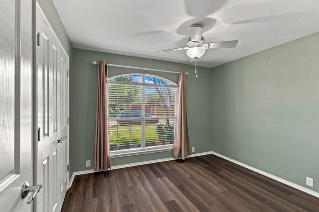 4521 Sheldon Trail, Fort Worth, TX 76244