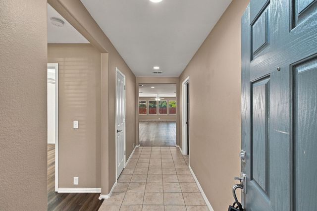 4521 Sheldon Trail, Fort Worth, TX 76244