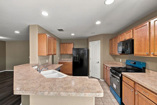 4521 Sheldon Trail, Fort Worth, TX 76244