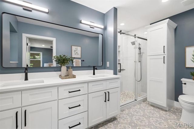 1401 Norman Place, St Louis, MO 63122