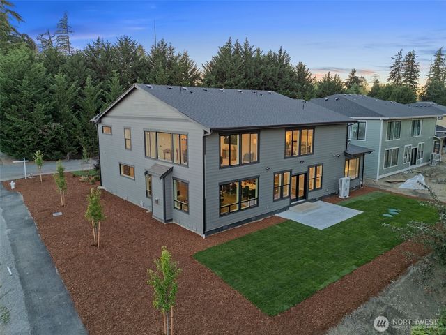 1517 176TH Avenue Ct E, Lake Tapps, WA 98391