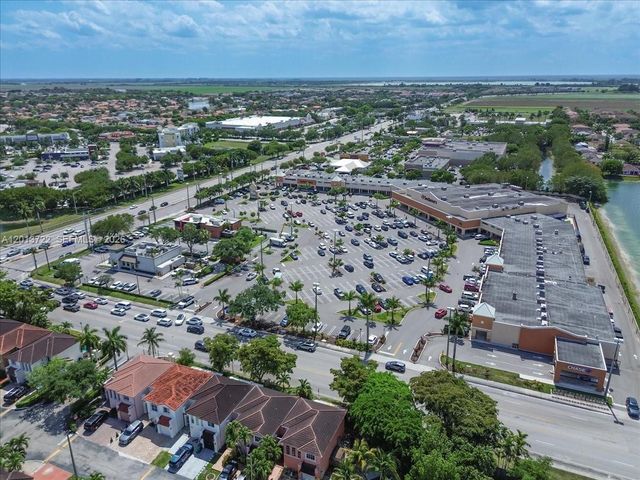 16285 SW 88 ST, Kendall, FL 33193