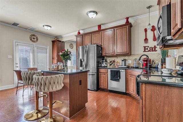 5035 Barcelona Trail, Grand Prairie, TX 75052