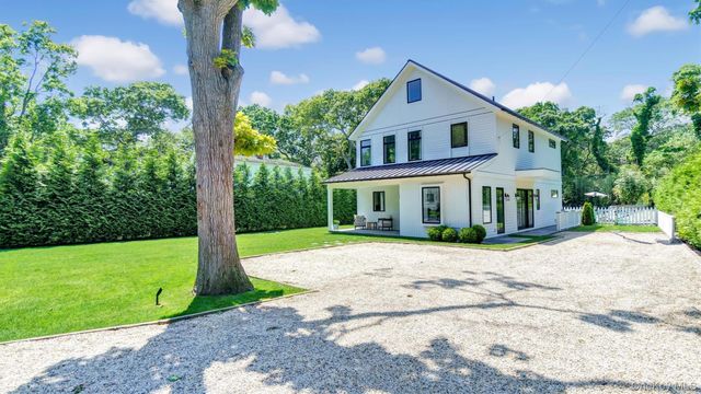 37 Wakeman Road, Hampton Bays, NY 11946