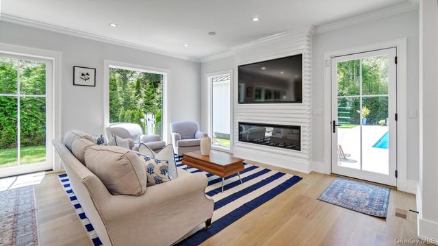 37 Wakeman Road, Hampton Bays, NY 11946