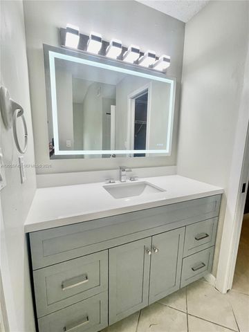 5508 NW 101st Court 0, Doral, FL 33178