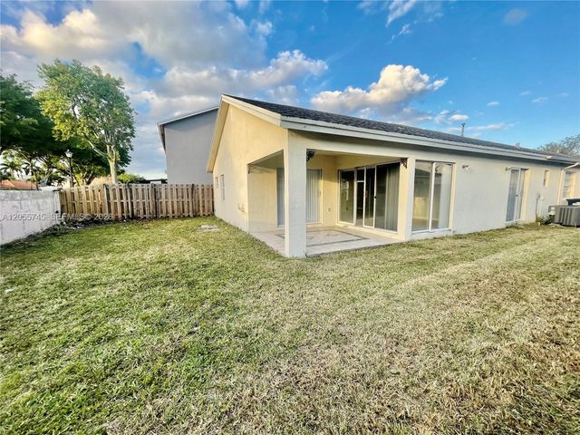 5508 NW 101st Court 0, Doral, FL 33178