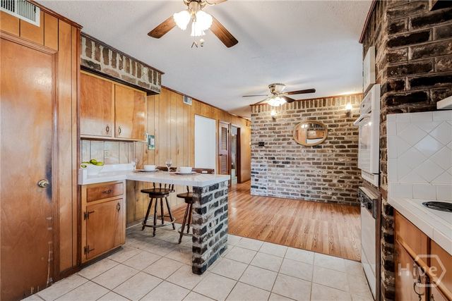 169 Azalea Avenue, Garden City, GA 31408