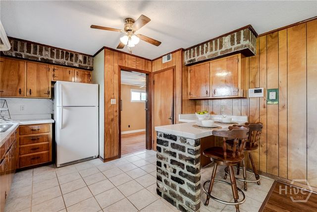 169 Azalea Avenue, Garden City, GA 31408