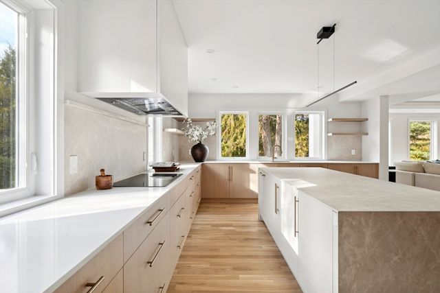 873 Chestnut Street, Newton, MA 02468