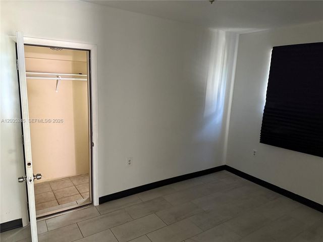 41 SW 7th Ave 1, Dania Beach, FL 33004