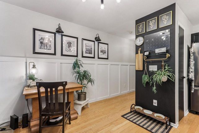 1909 Mallard Pointe CIRCLE, Waukesha, WI 53189